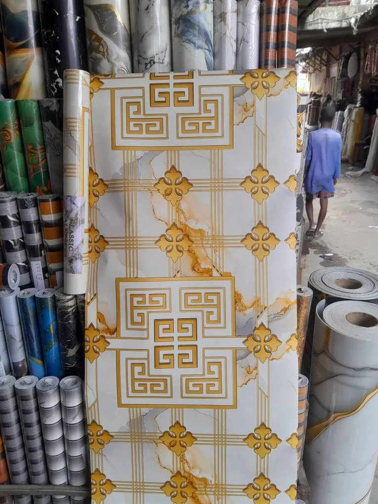 Gold geometric wallpaper sample